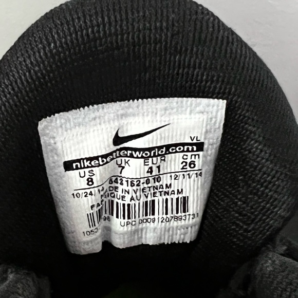 Nike Cleats - Picture 4 of 4